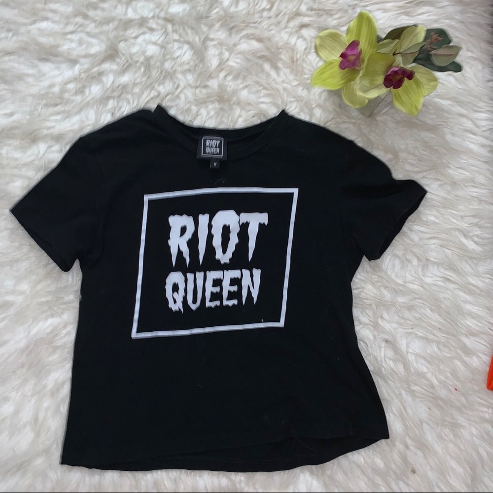 graphic shirt